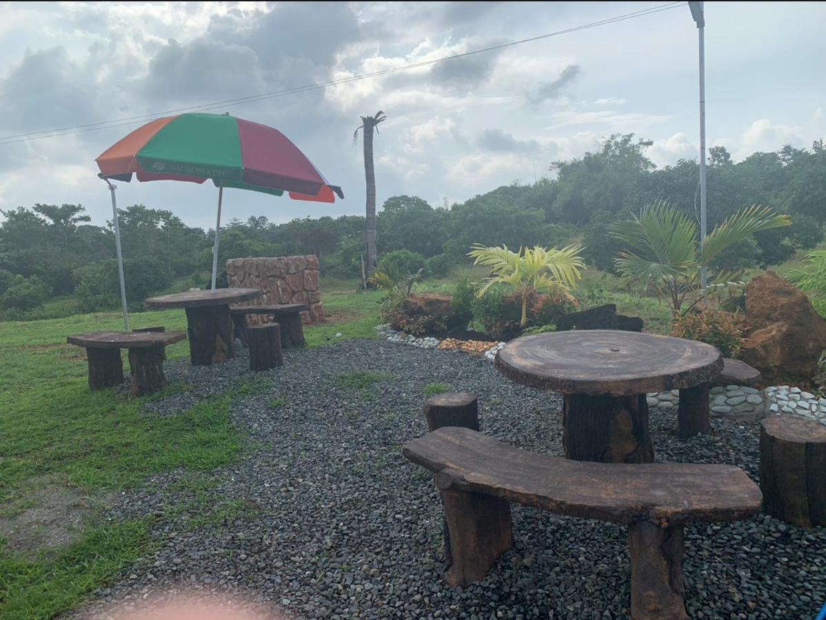 Michaels Homestay - Farm Villa Nr Patar Beach & Bolinao Falls 외부 사진