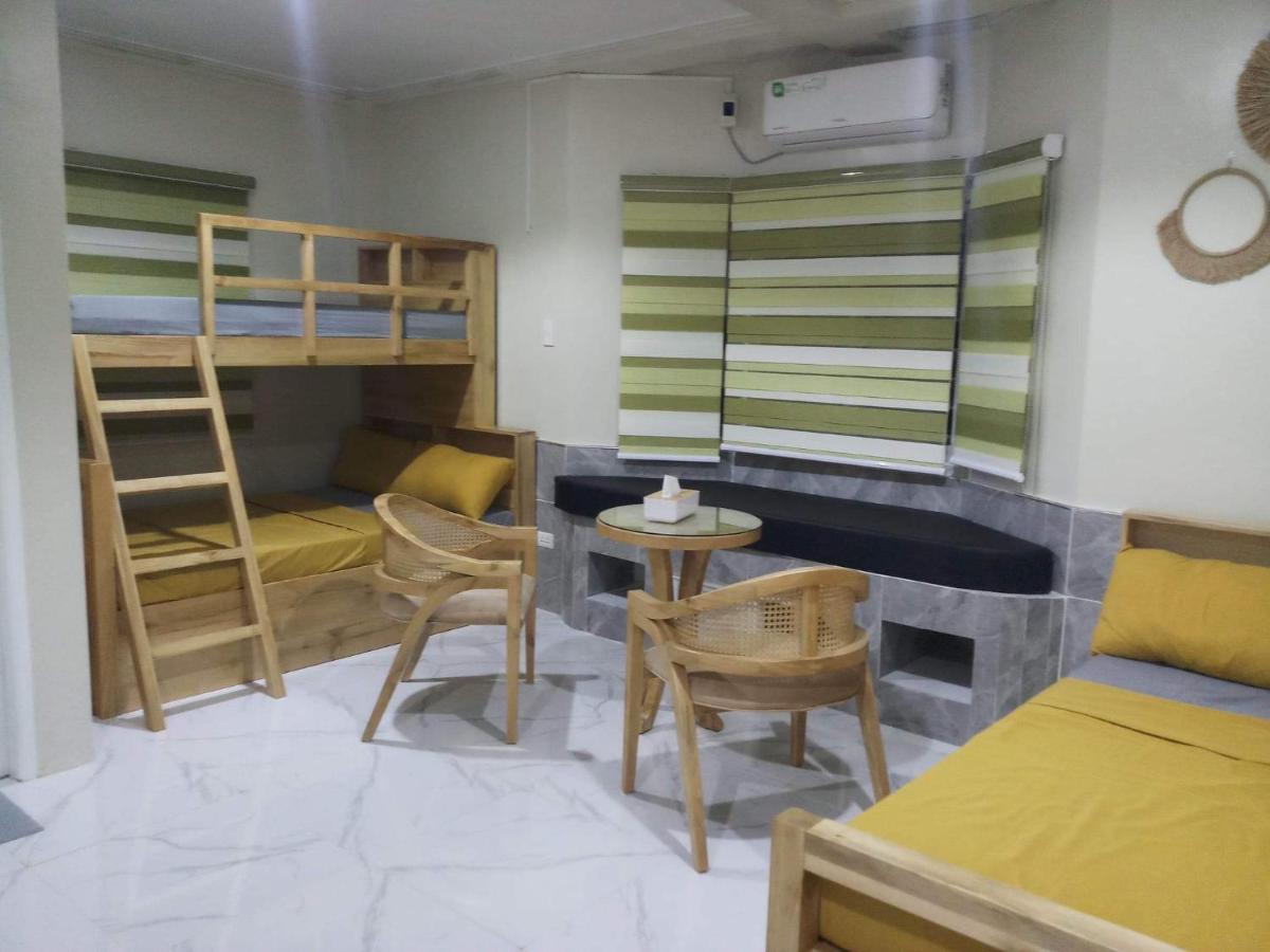 Michaels Homestay - Farm Villa Nr Patar Beach & Bolinao Falls 외부 사진