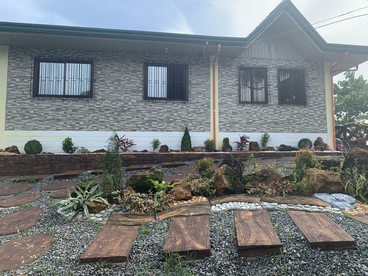 Michaels Homestay - Farm Villa Nr Patar Beach & Bolinao Falls 외부 사진