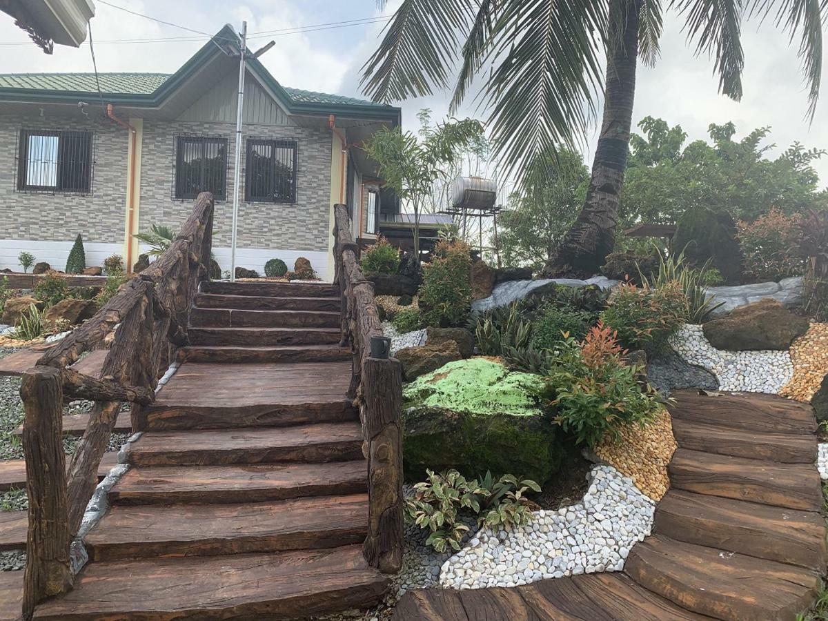 Michaels Homestay - Farm Villa Nr Patar Beach & Bolinao Falls 외부 사진