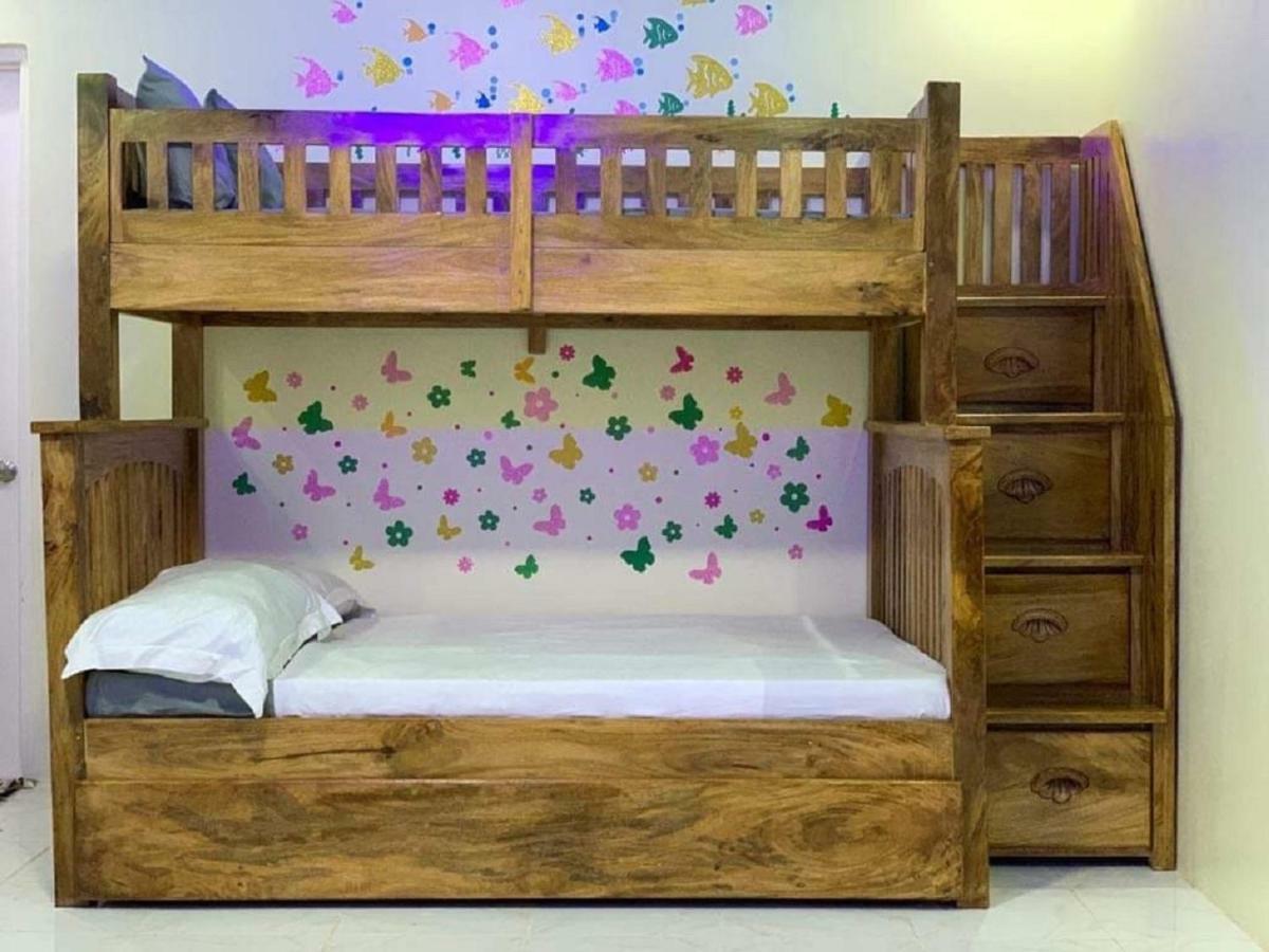 Michaels Homestay - Farm Villa Nr Patar Beach & Bolinao Falls 외부 사진