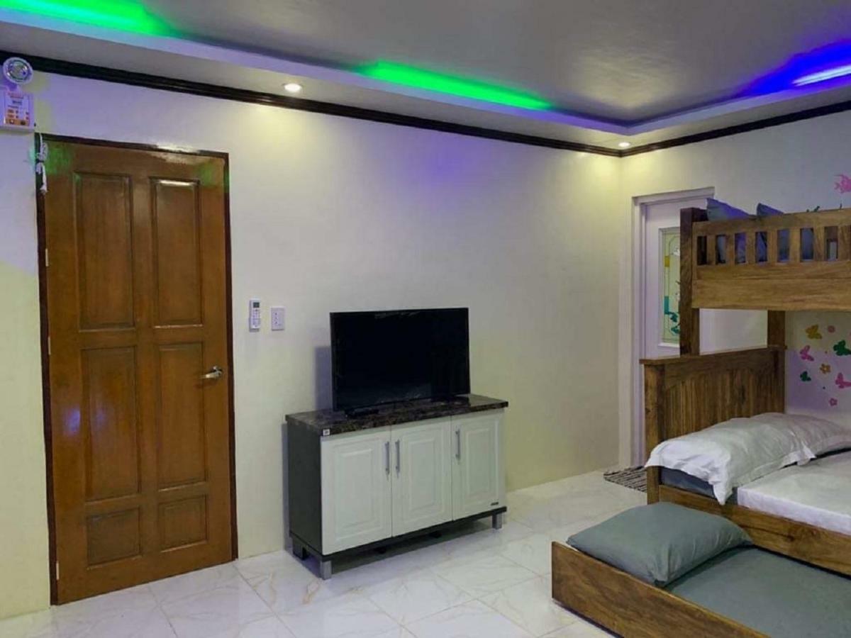 Michaels Homestay - Farm Villa Nr Patar Beach & Bolinao Falls 외부 사진